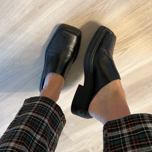 Really cute and cool square toe loafers from Vagabond! - Picture 2 of 6